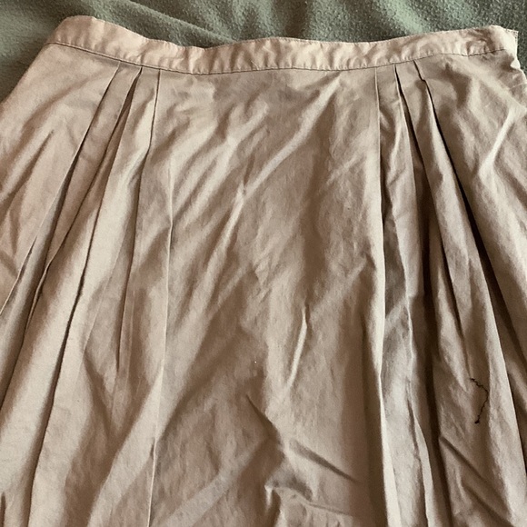 Coldwater Creek brown skirt. Lace accent on bottom. Size Small (6-8). - Picture 2 of 6